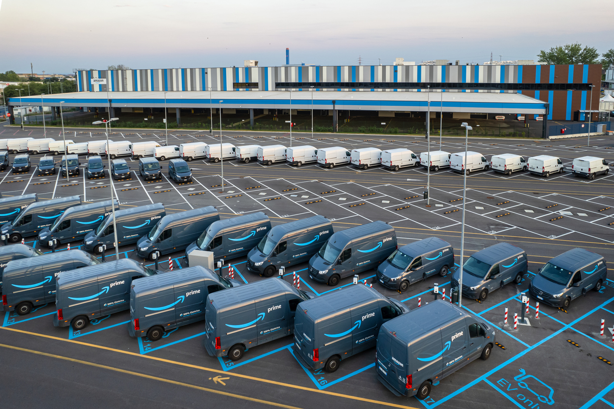 Amazon Approves AI-Based Vehicle Inspection Garage